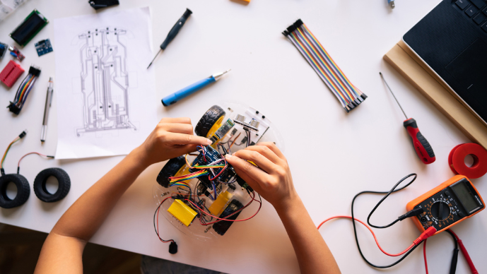 Actionable Tips for Women in STEM to Break Glass Ceilings & Uplift Their Colleagues Page