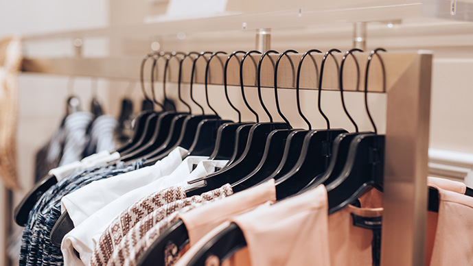 Consumer & Retail Page